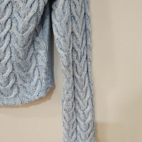 Zara Blue Off-the-Shoulder Sweater Cable Knit - Picture 4 of 5